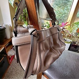 Cool Zipper Fossil Purse and Wallet Tan Leather Clean Lightly Used